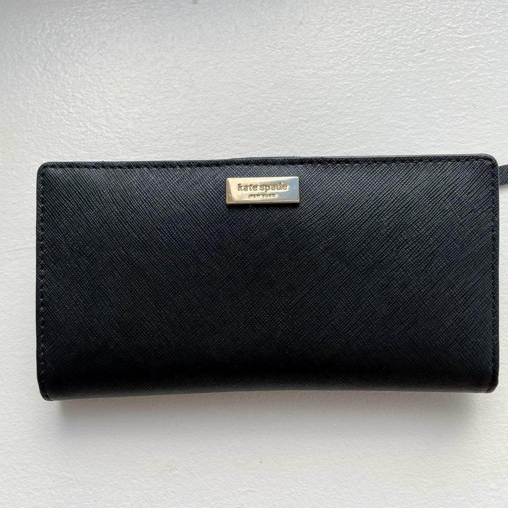 Kate Spade ♠️ Slim Bifold Wallet